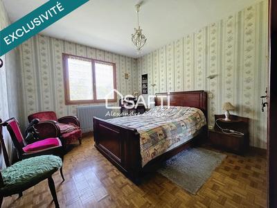 Maison - 140 m² - 6 pièces