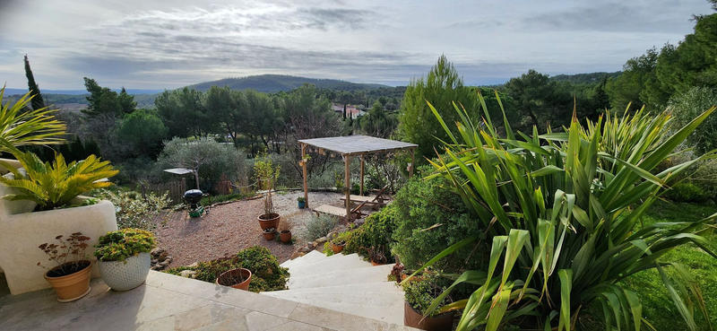 Villa - 140 m² - 4 pièces