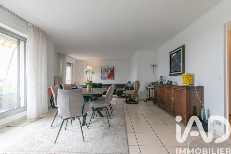 Appartement - 144 m² - 6 pièces