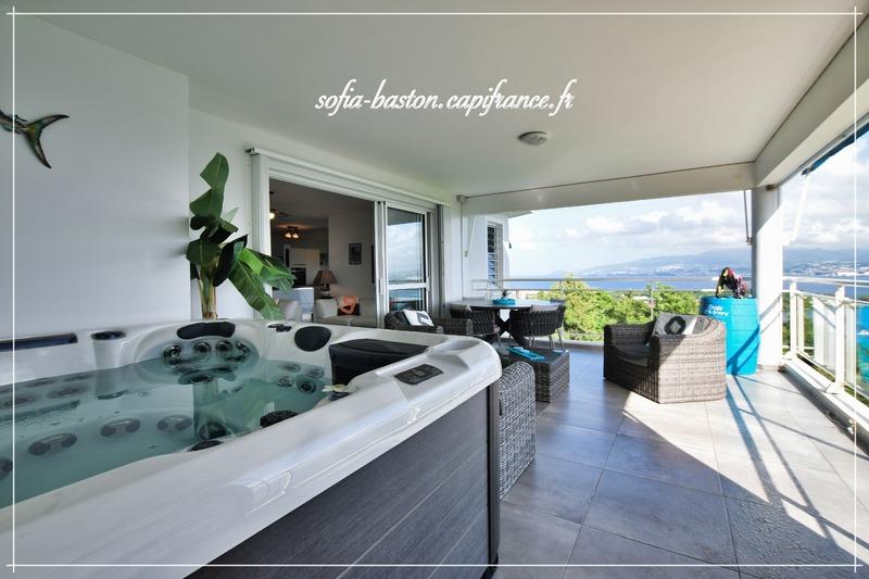 Appartement - 128 m² - 4 pièces