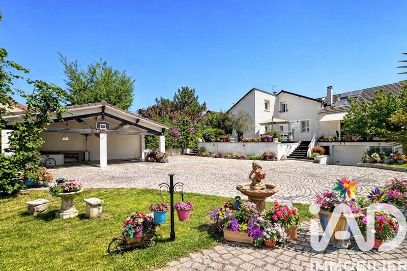 Maison - 183 m² - 6 pièces