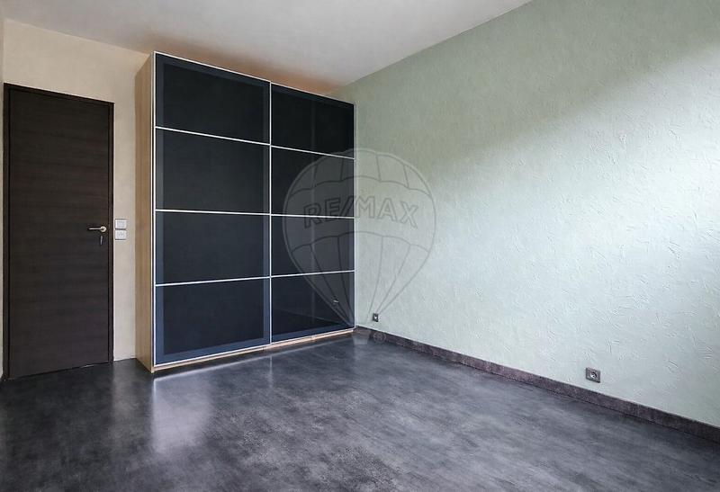 Appartement - 104 m² - 4 pièces