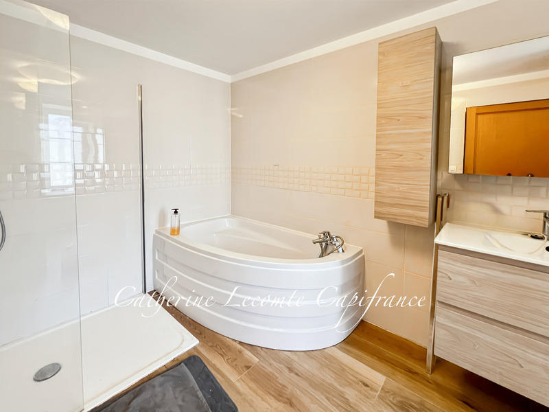 Corps de ferme - 152 m² - 7 pièces