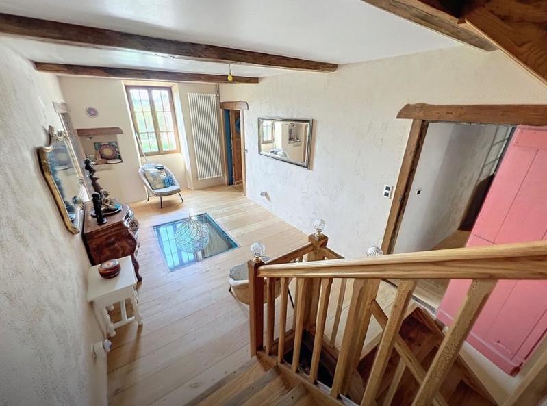 Corps de ferme - 300 m² - 7 pièces