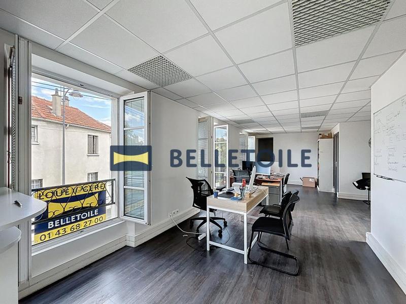 Bureau - 66 m²
