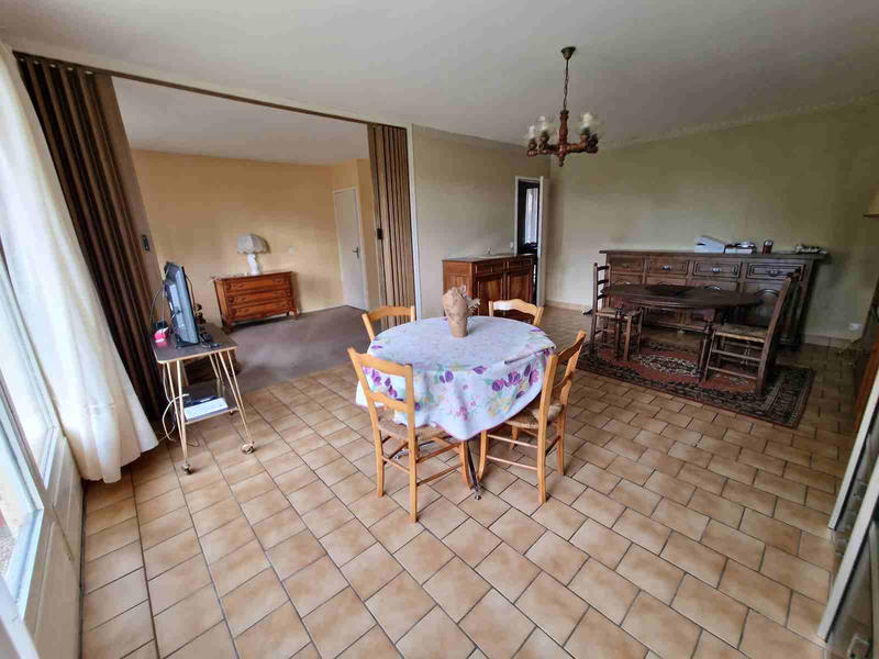 Maison - 96 m² - 5 pièces