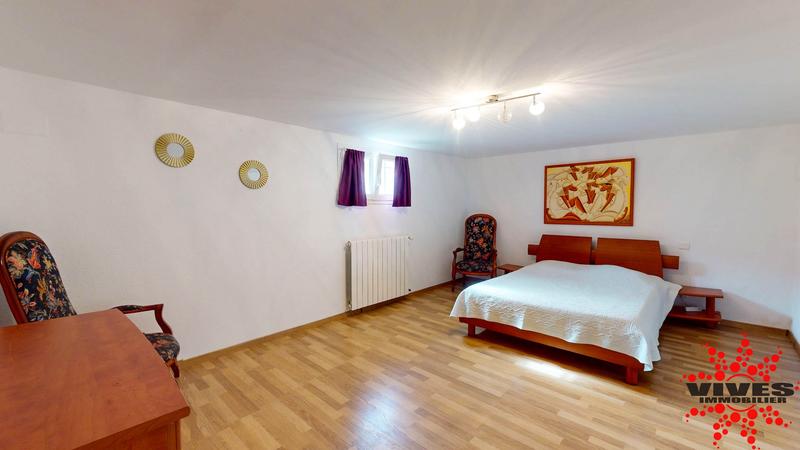 Maison - 288 m² - 10 pièces