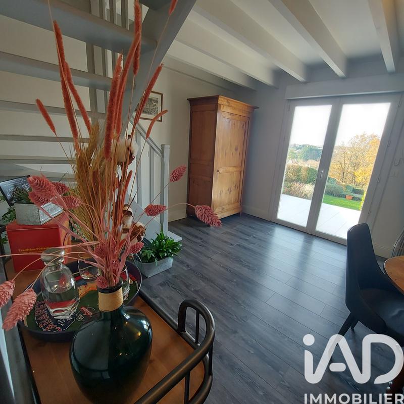 Maison - 131 m² - 8 pièces