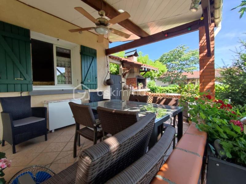 Maison traditionnelle - 104 m² - 5 pièces