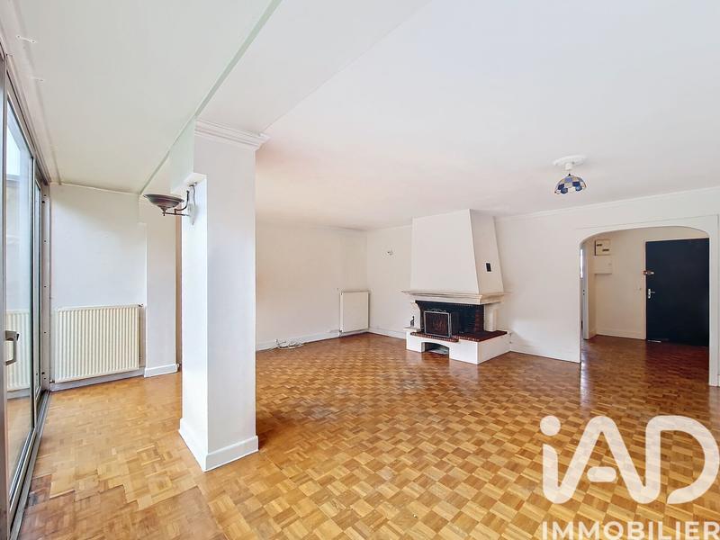 Appartement - 136 m² - 6 pièces