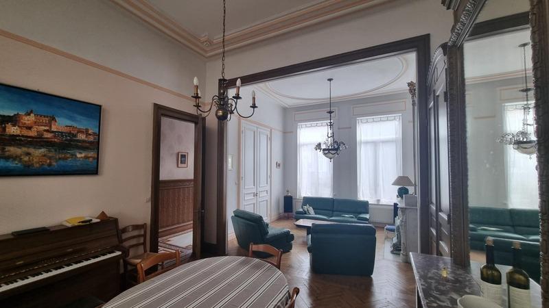 Maison bourgeoise - 250 m² - 11 pièces