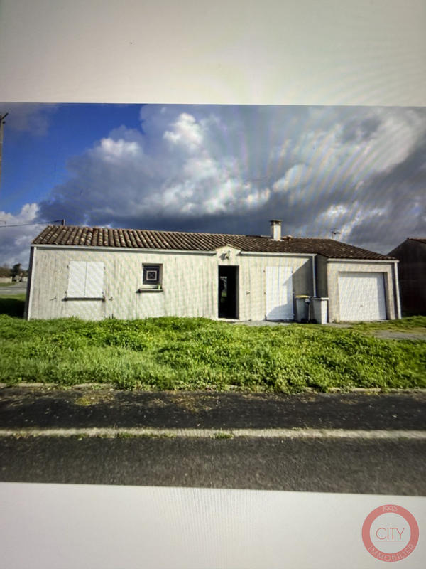 Maison - 90 m² - 4 pièces