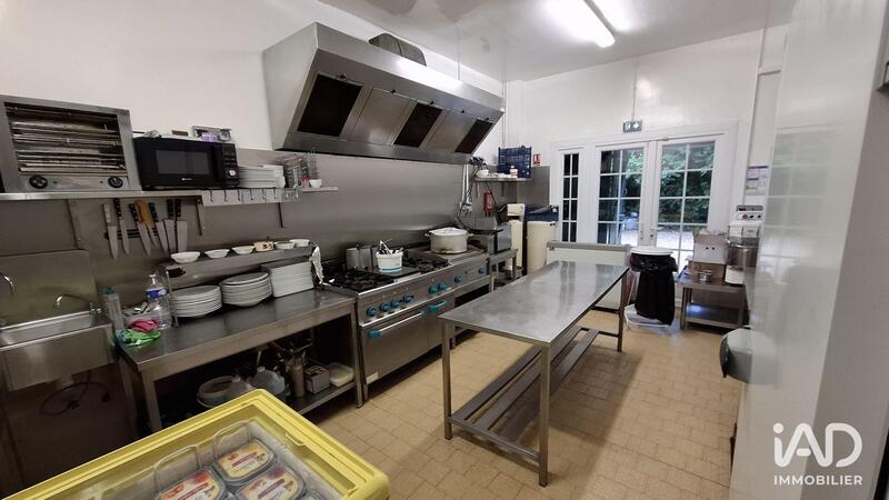 Local commercial - 200 m²