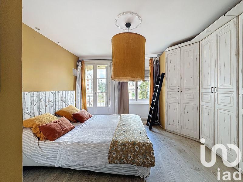 Maison - 272 m² - 7 pièces