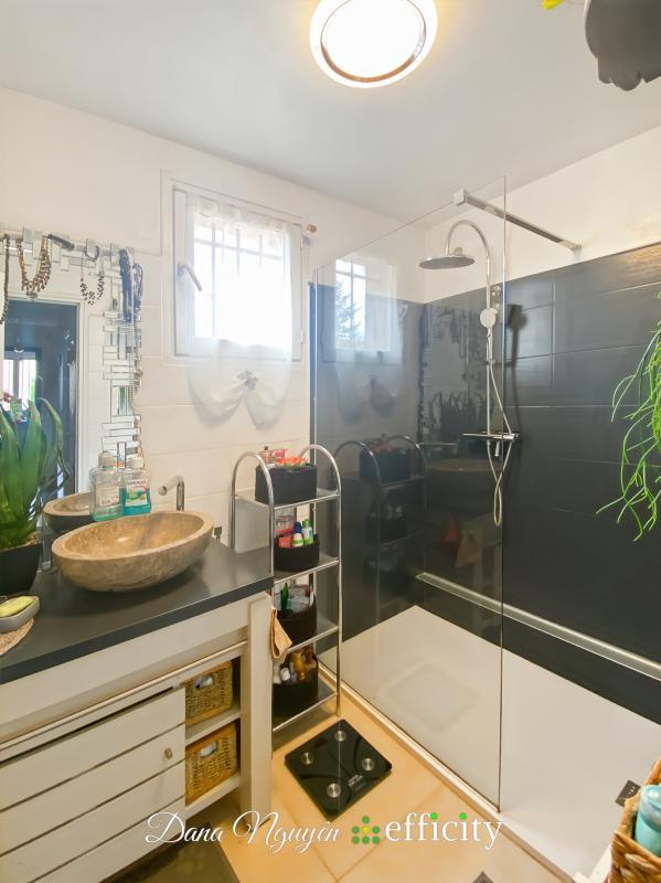 Villa - 180 m² - 7 pièces