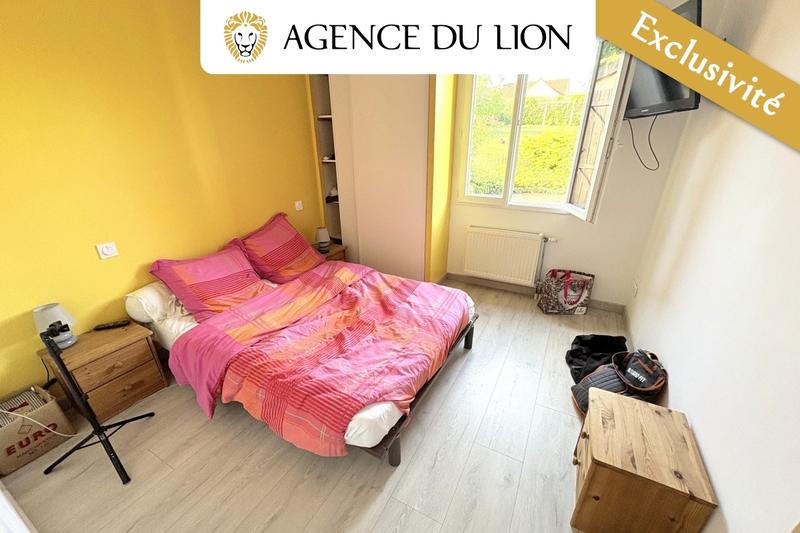 Maison - 240 m² - 10 pièces