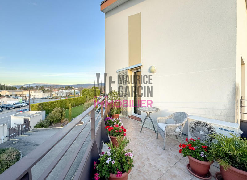 Appartement - 90 m² - 4 pièces