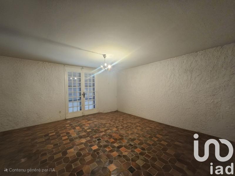 Maison - 258 m² - 8 pièces