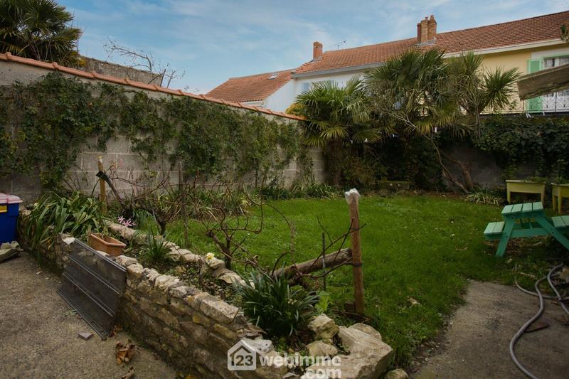 Maison de ville - 136 m² - 8 pièces