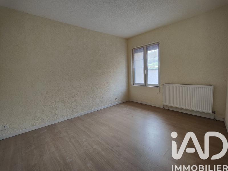 Maison - 228 m² - 11 pièces