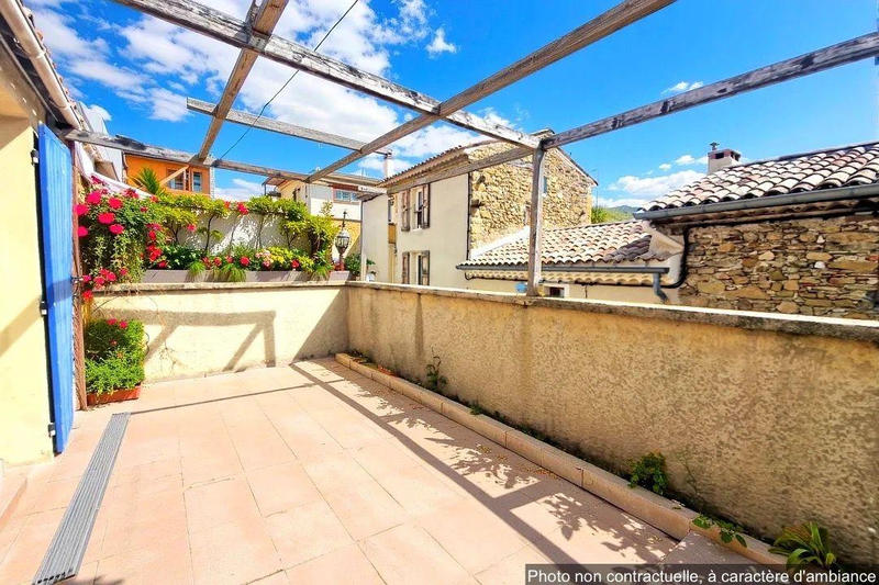 Maison - 95 m² - 4 pièces