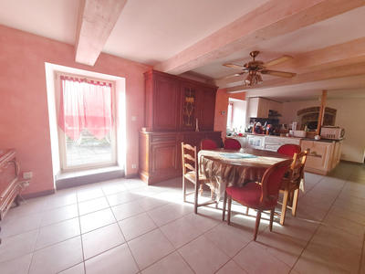 Maison - 190 m² - 7 pièces