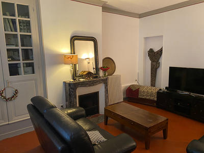 Maison - 196 m² - 9 pièces