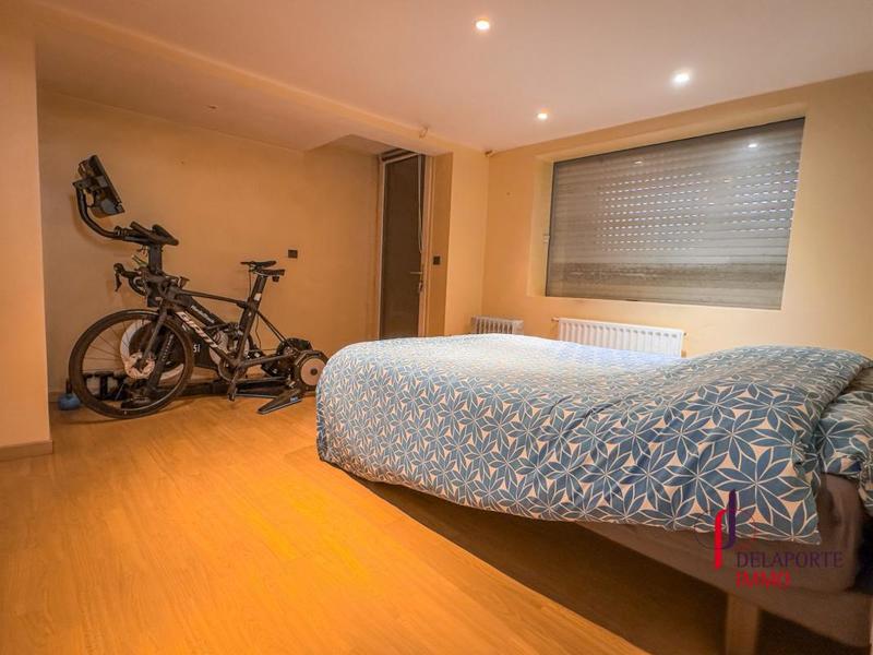 Maison - 93 m² - 6 pièces