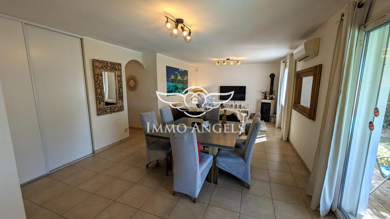 Villa - 94 m² - 4 pièces