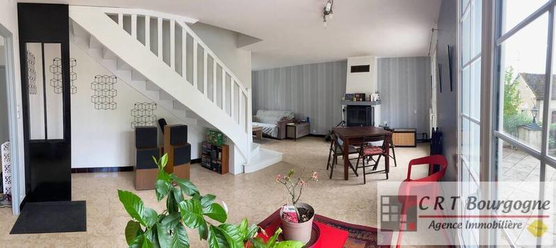 Maison - 130 m² - 6 pièces