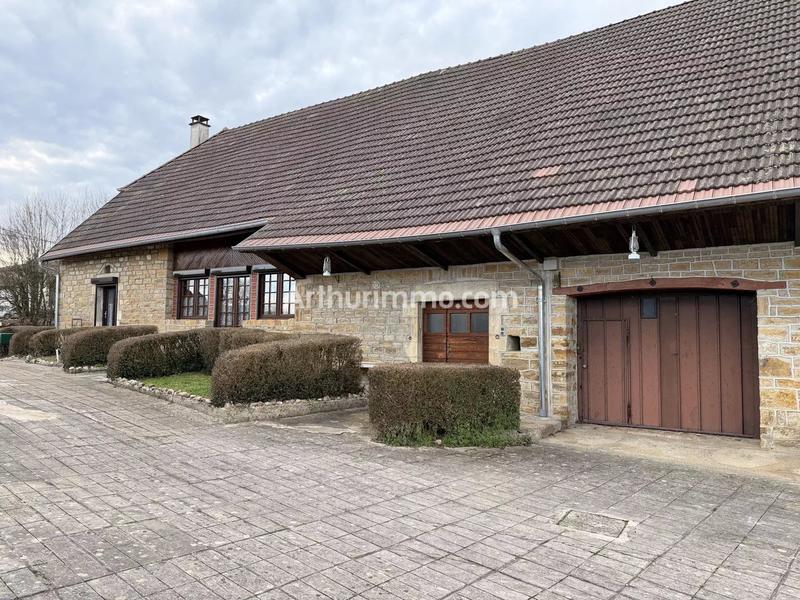 Maison - 90 m² - 6 pièces