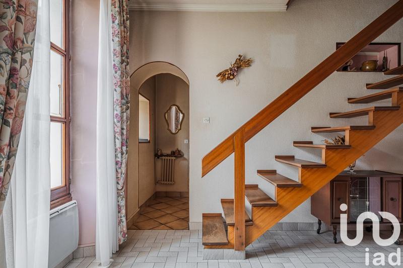 Maison - 214 m² - 6 pièces