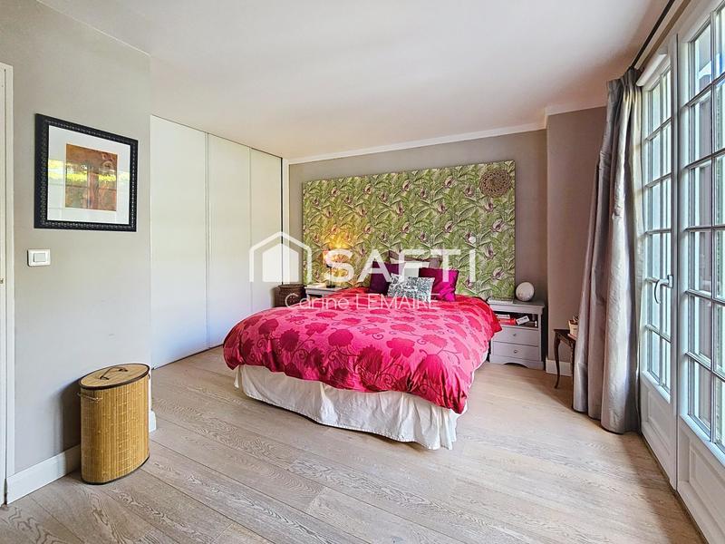 Villa - 159 m² - 8 pièces