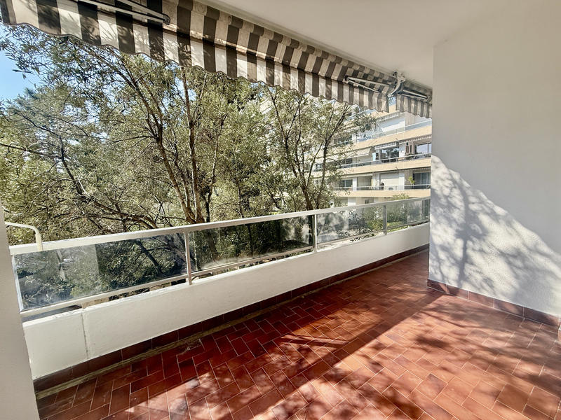 Appartement - 90 m² - 3 pièces