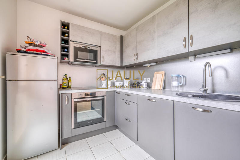 Appartement - 75 m² - 4 pièces