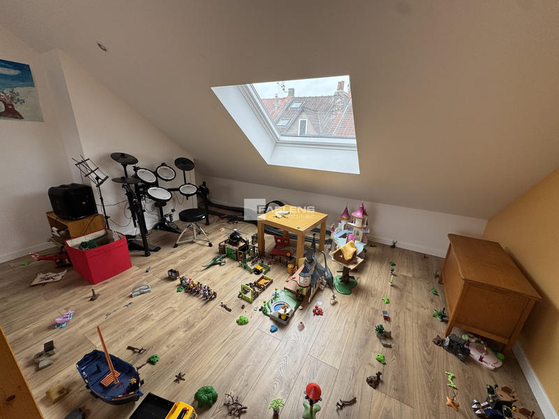 Maison - 133 m² - 6 pièces