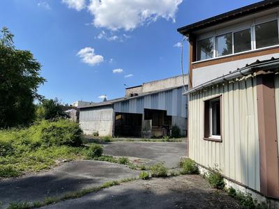 Maison - 1 500 m² - 7 pièces