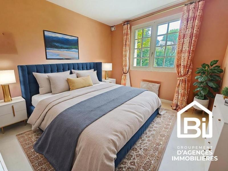 Maison - 189 m² - 6 pièces