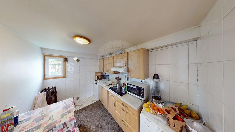 Immeuble - 150 m² - 8 pièces