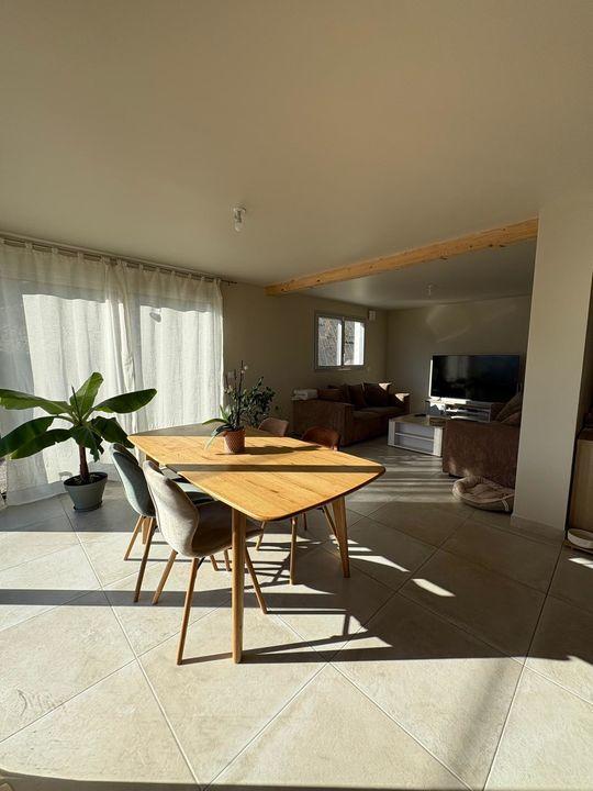 Maison - 125 m² - 5 pièces