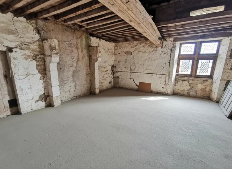 Maison - 280 m² - 7 pièces