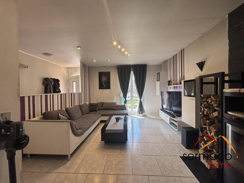 Maison - 88 m² - 5 pièces