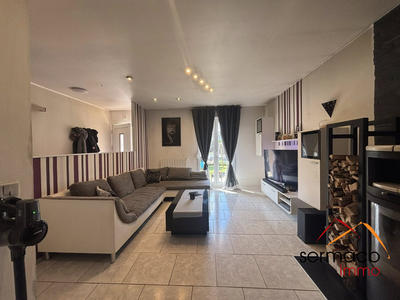 Maison - 88 m² - 5 pièces