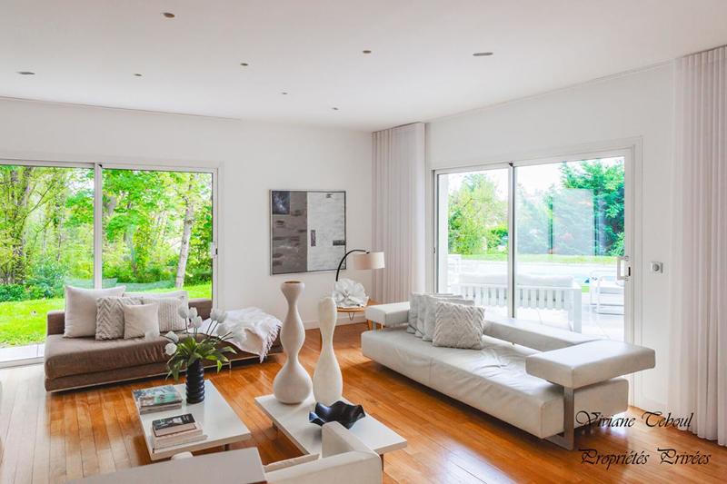 Maison - 286 m² - 7 pièces