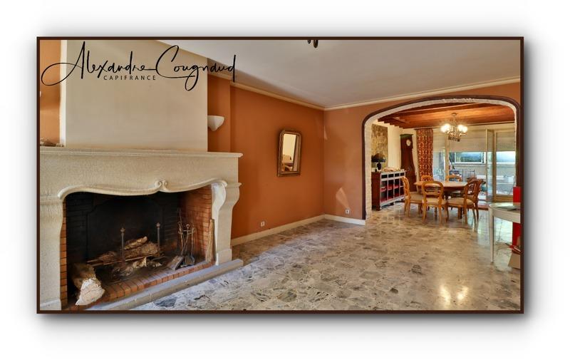 Maison de village - 331 m² - 8 pièces