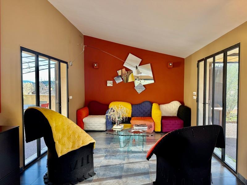 Mas - 196 m² - 6 pièces