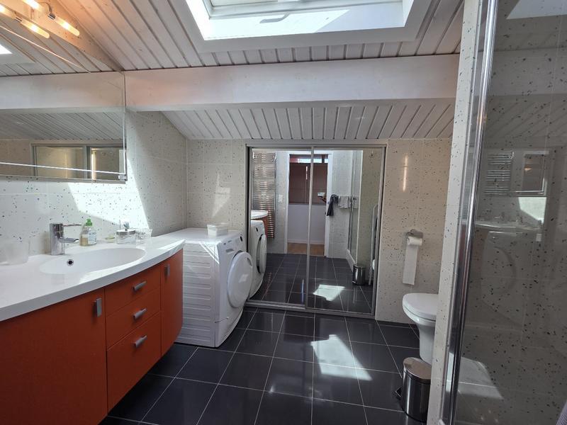 Maison - 138 m² - 6 pièces