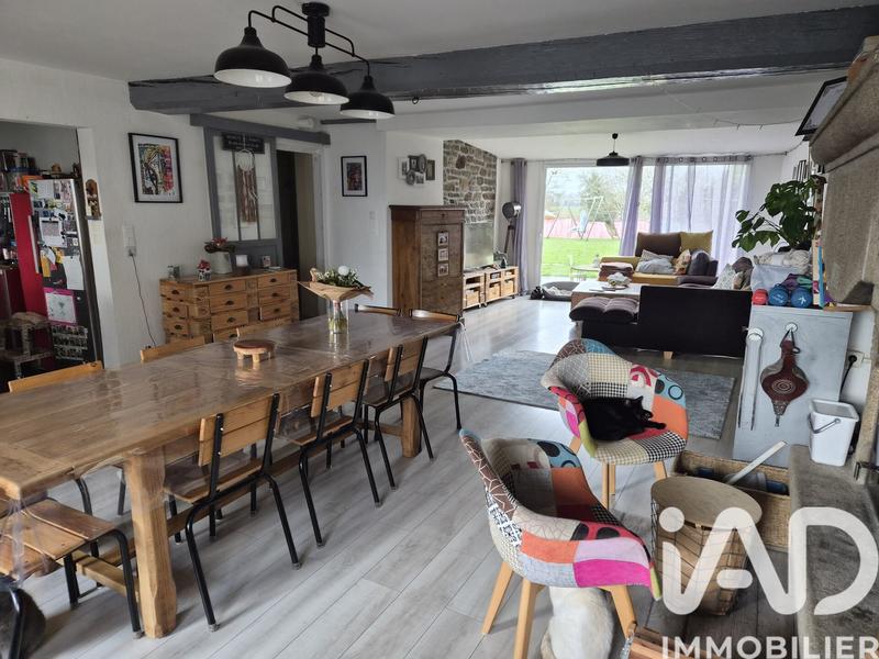 Maison - 121 m² - 5 pièces