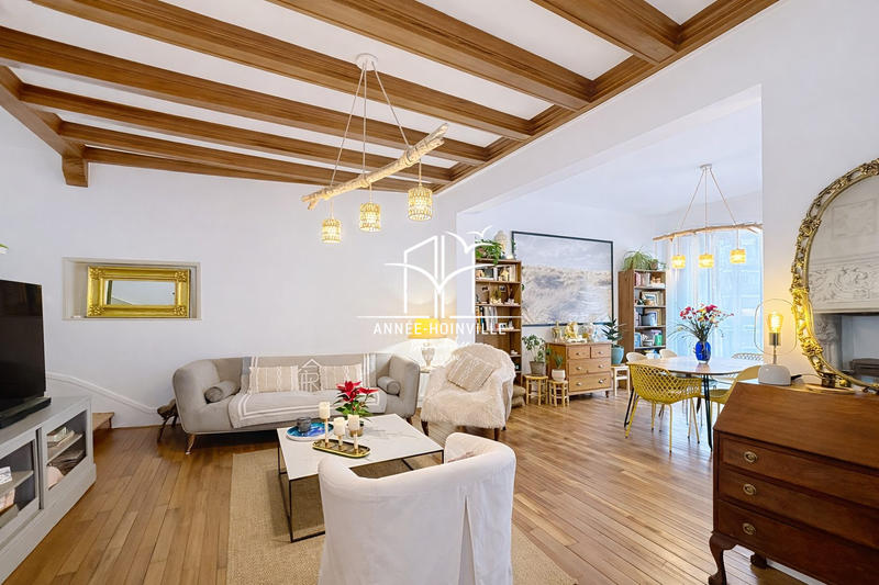 Maison - 176 m² - 6 pièces