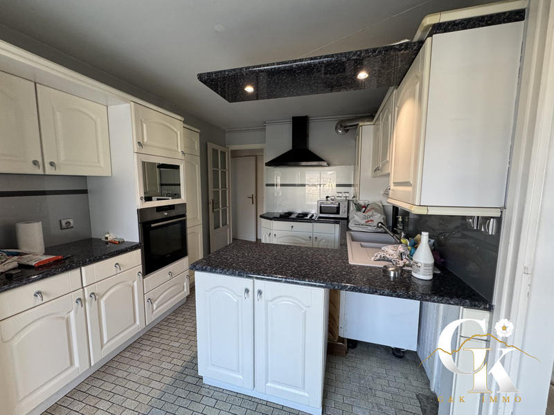 Appartement - 132 m² - 5 pièces